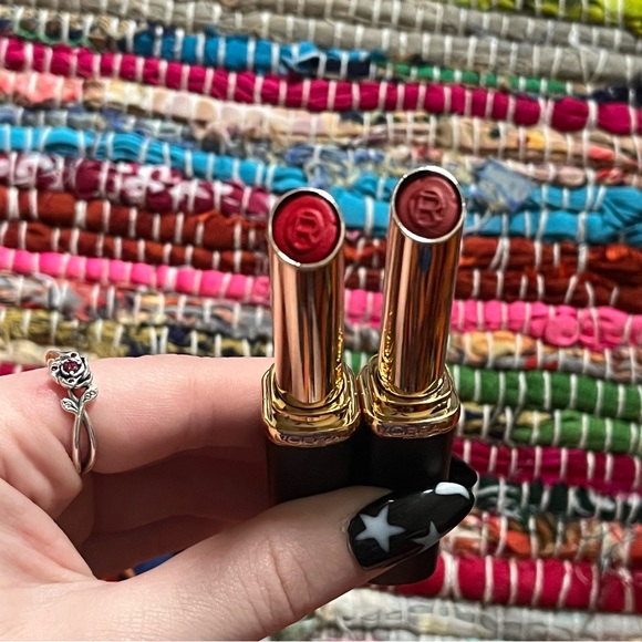 L'Oreal Paris Colour Riche Voluminous Matte Lipstick bundle - Picture 4 of 4